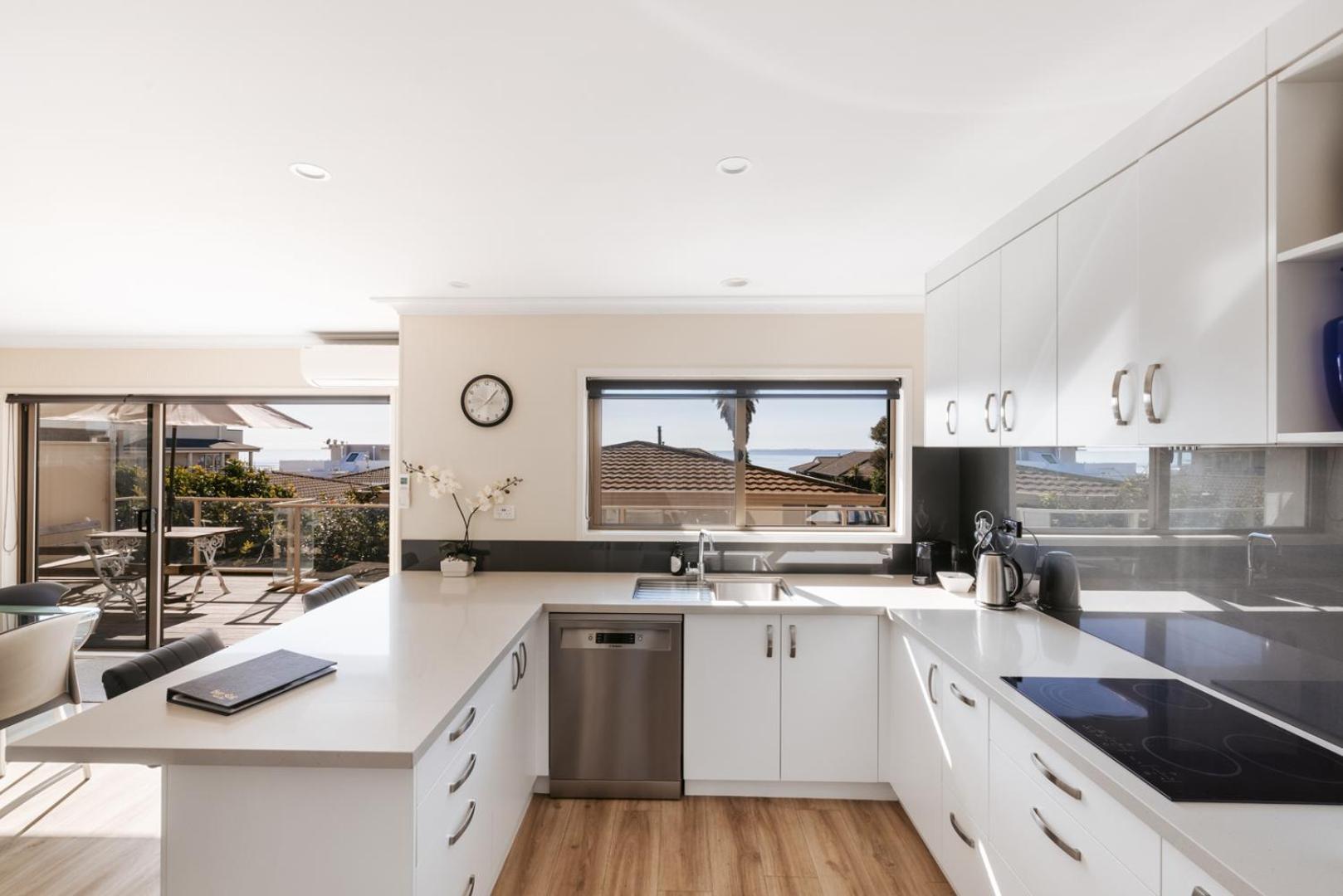 Magnificent Sunrises, Oceanbeach & Sea Views Tauranga Exterior foto