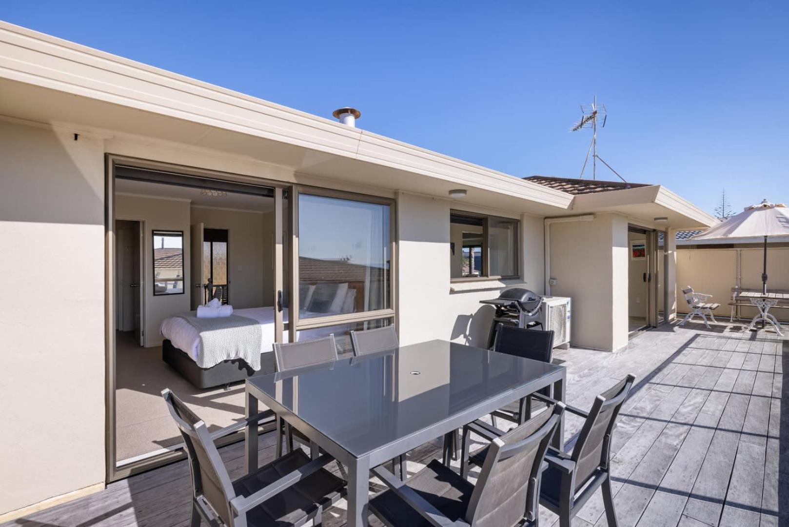Magnificent Sunrises, Oceanbeach & Sea Views Mount Maunganui Exterior foto